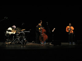Henry Grimes Trio (Temporada 2005 Arco y Flecha. 2005-10-03) 2