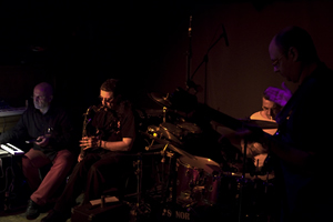 Aixònoéspànic + Marek Choloniewski